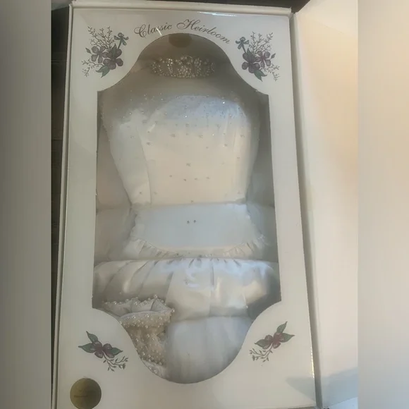 House of Bianchi Custom made Wedding Gown - Picture 5 of 7